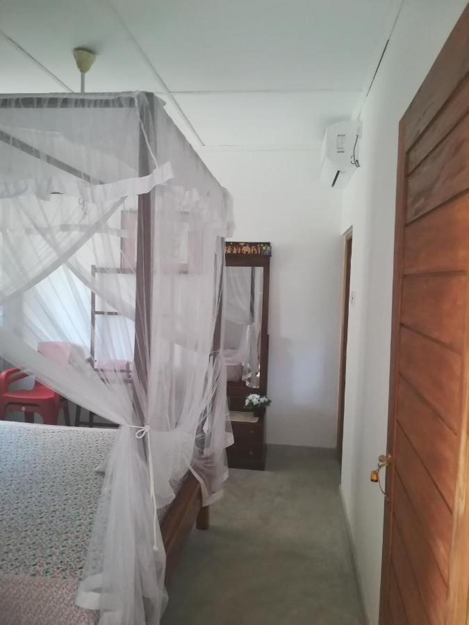 Lasindu Guest Ahangama Exterior foto